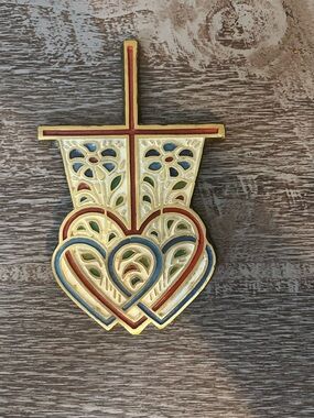 Vintage MCM Terra Sancta Guild Heart Wall Cross